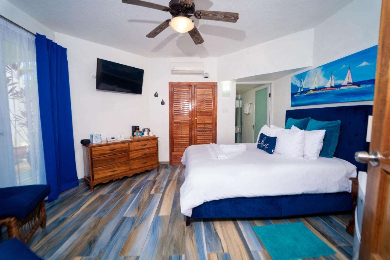 Blue Skies Beach Resort Negril Exterior foto
