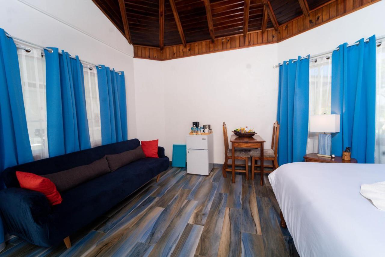 Blue Skies Beach Resort Negril Exterior foto